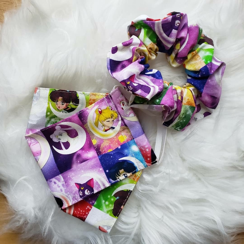 Sailor Moon face mask and scrunchie